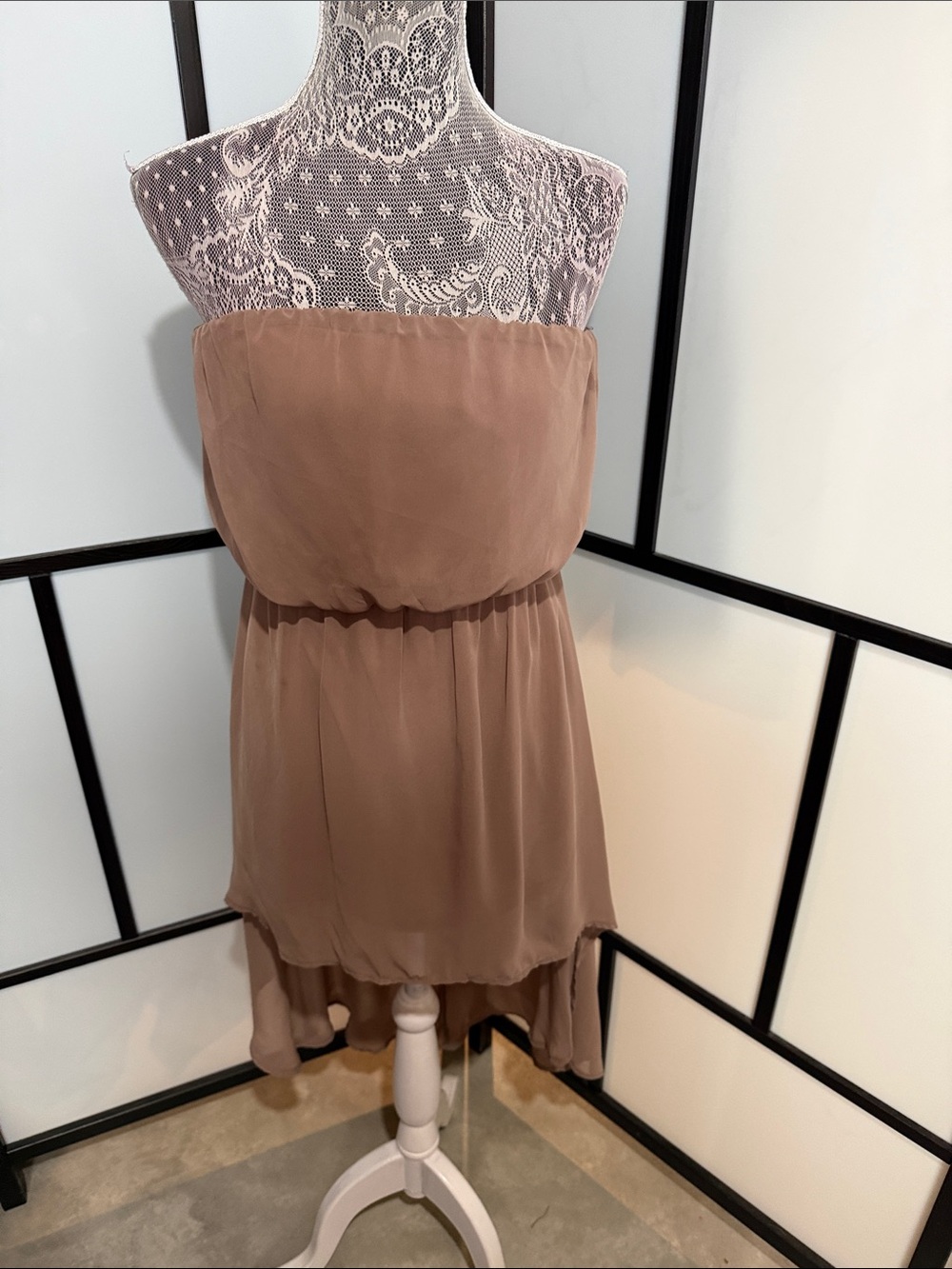 Toska Strapless Blouson Chiffon Dress in Taupe